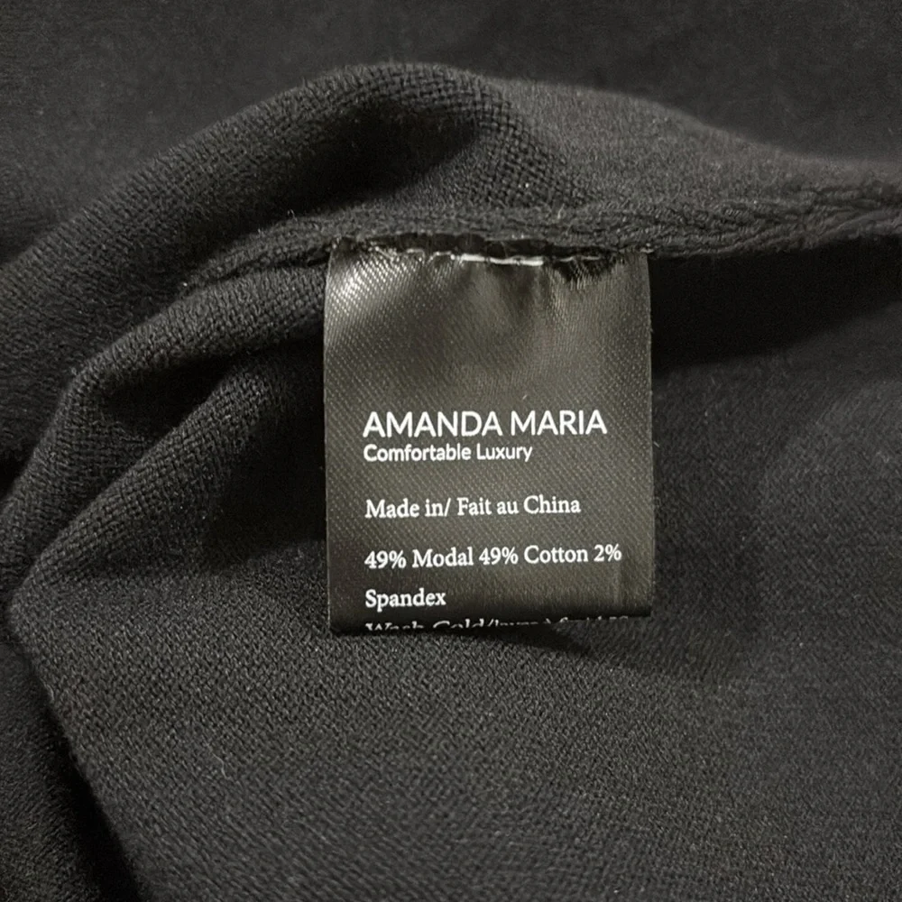Amanda Maria Black Knit Long Sleeve High Collar Side Slit Midi Dress‎ Size M
